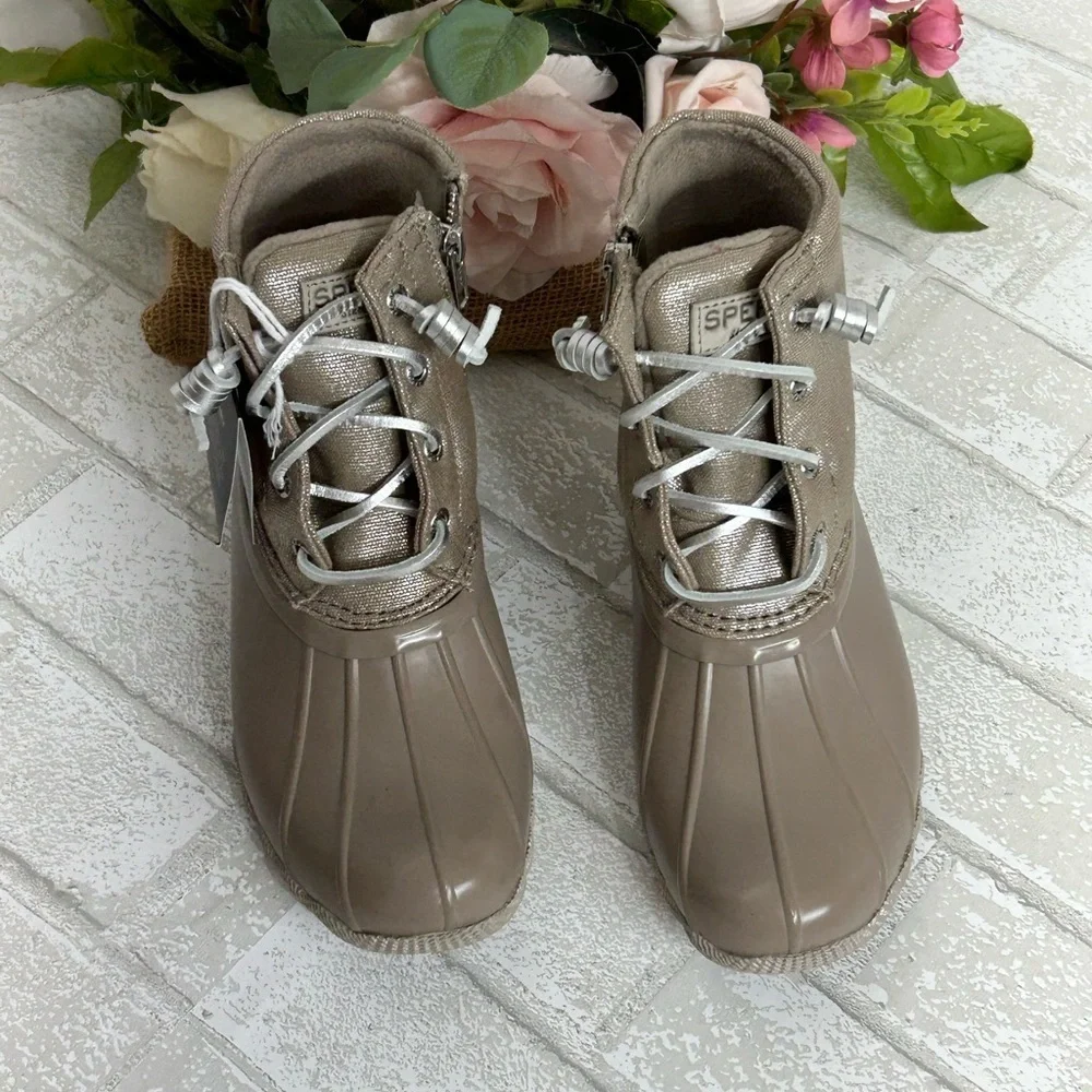 Sperry Women's Metallic and Taupe Winter Boots